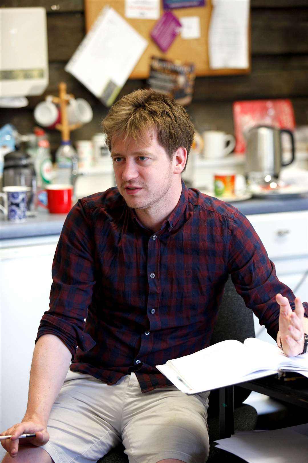 Paul Hart will direct, picture Philip Tull