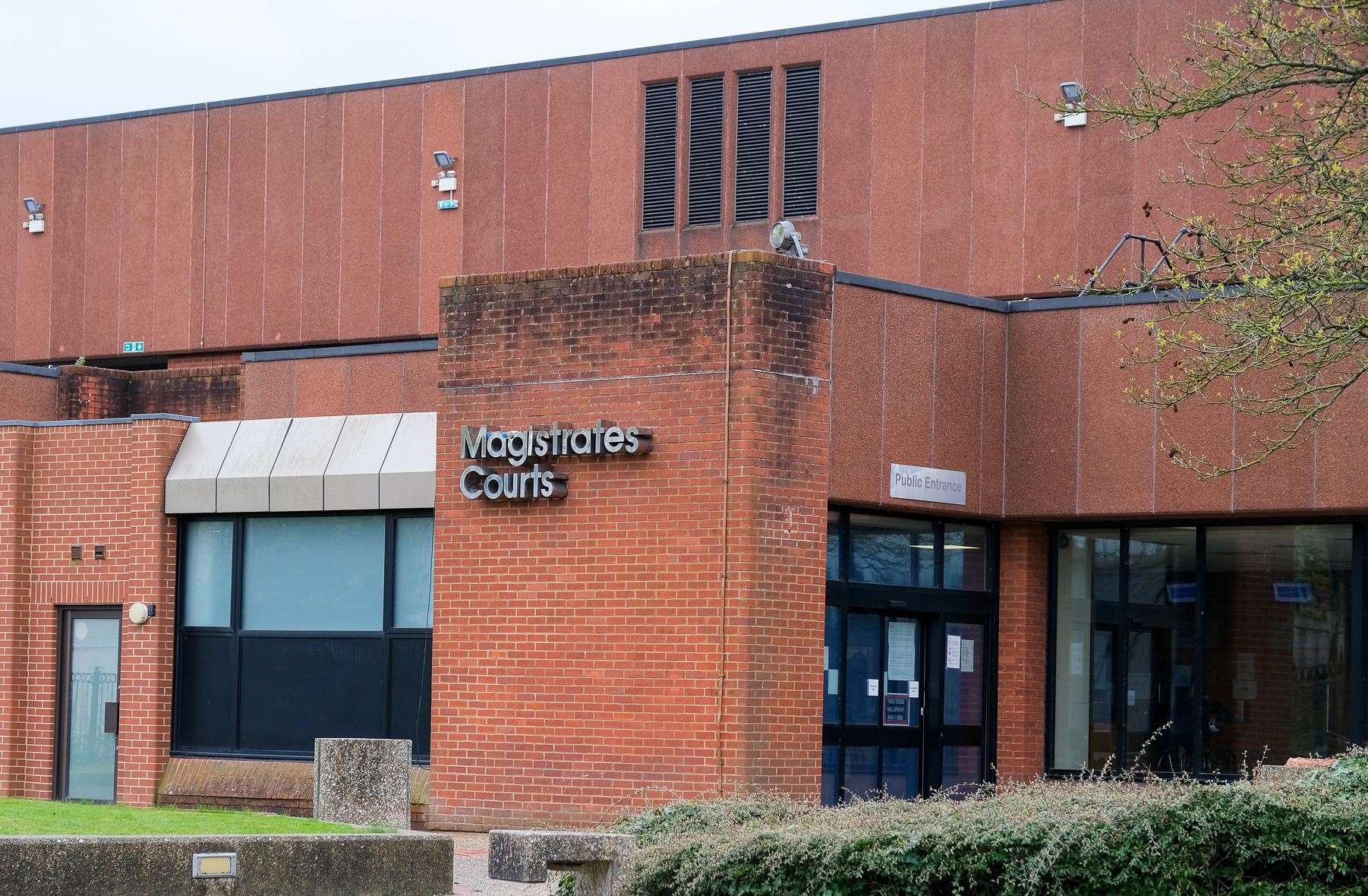 Reading Magistrates Courts