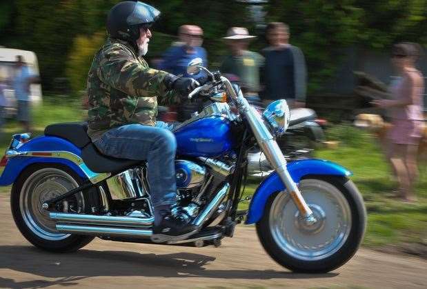 Motorbikes roll into The Bell at Aldworth Pic: Geoff Fletcher