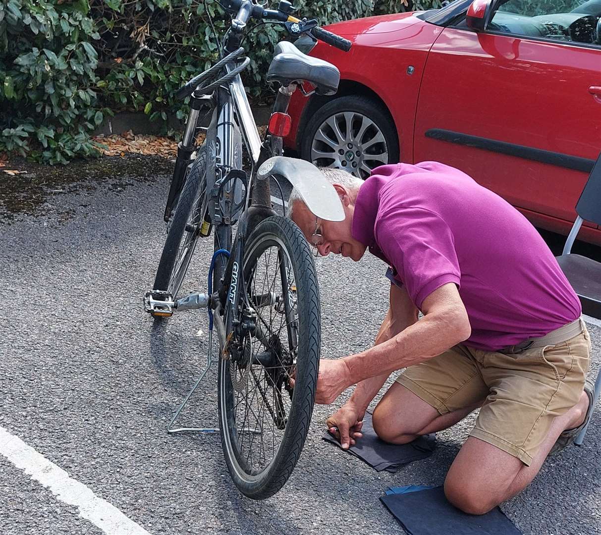 Bike gears being adjusted — for the first time at the café