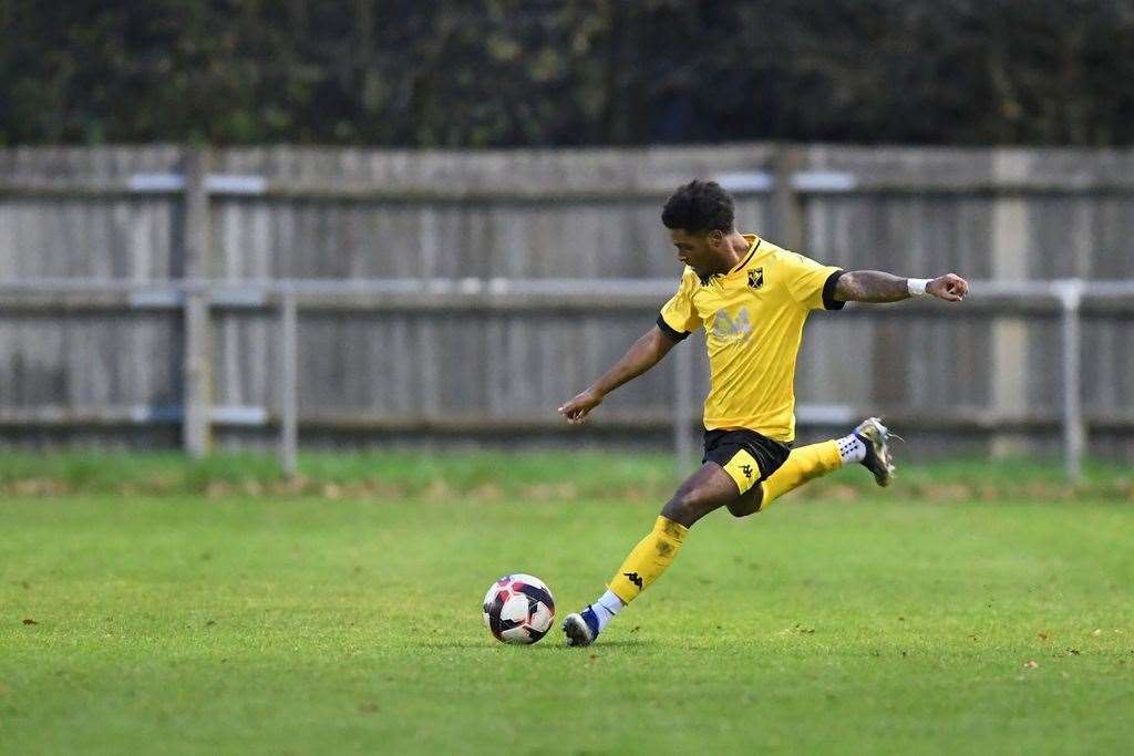 Tadley Calleva's Alex Fragata - Photo: Rob Mellor