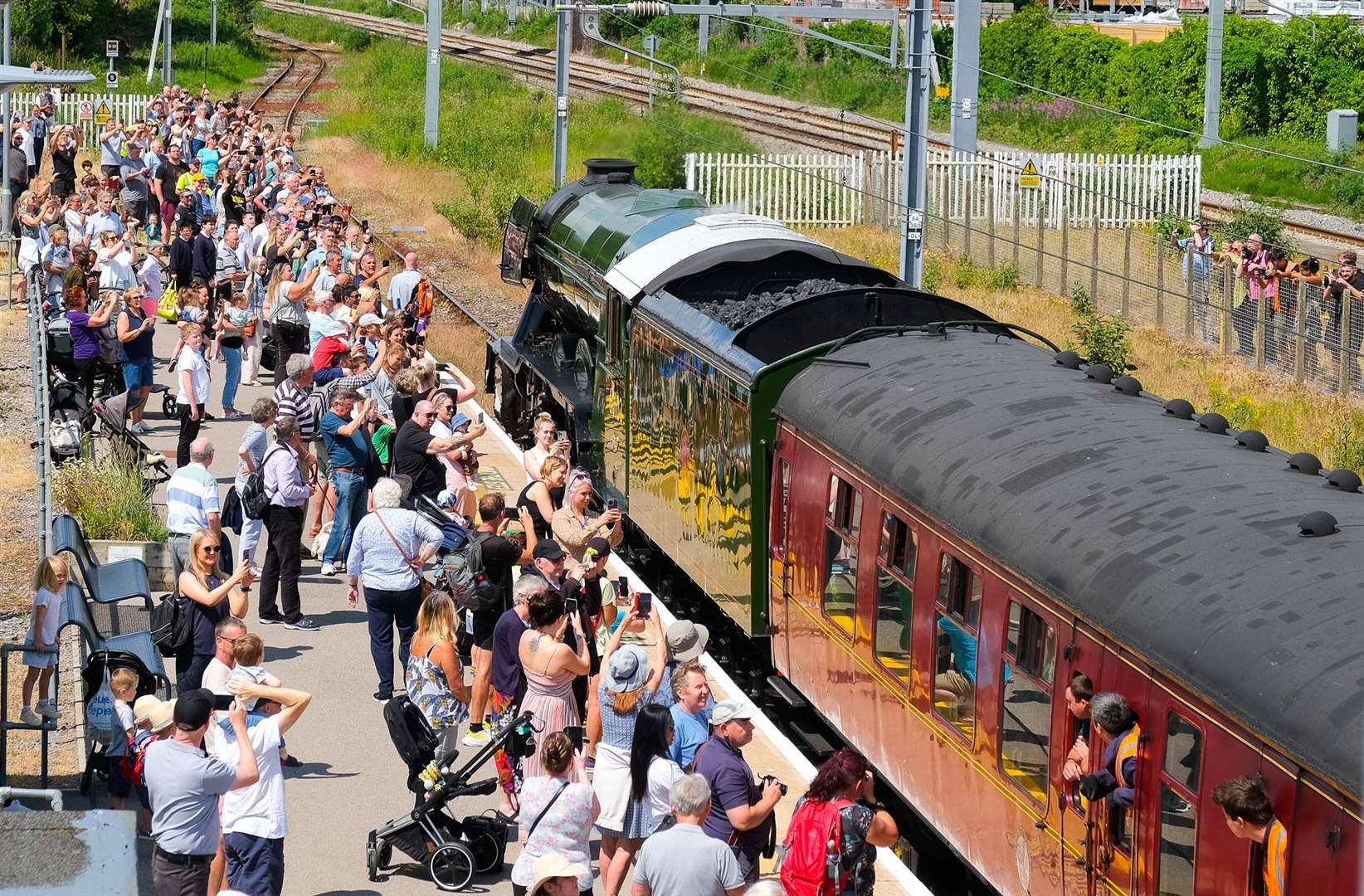 Flying Scotsman coming into Newbury Racecourse Station to take on water before heading off to Salisbury
