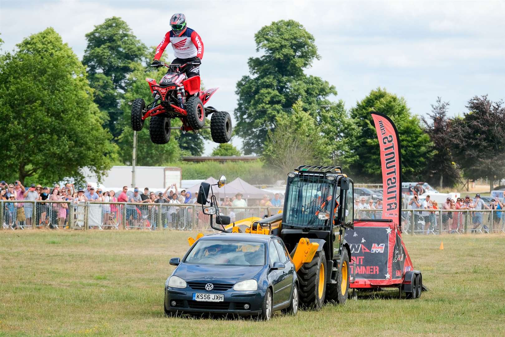 Paul Hannam Quad Bike Stunts
