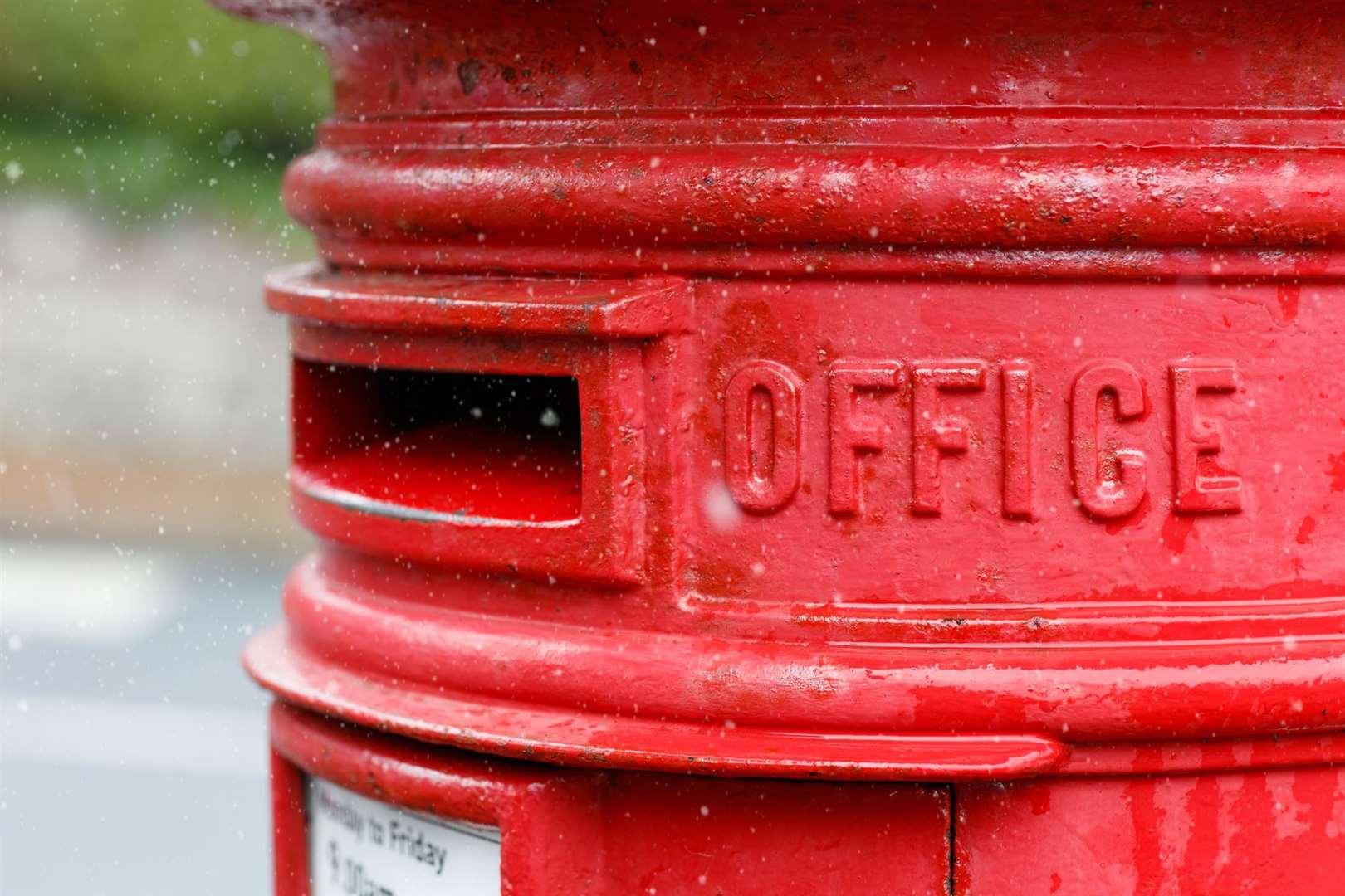 The last posting date for Christmas delivery has been changed for both first and second class.