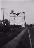 Halfway toll house on the A4