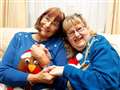 Hero daughter comes to mothers rescue during stroke 