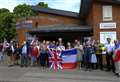Ta-daa! Hungerford's twinning gift sundial is back