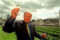  Sir Terence Conran dies at his Kintbury home