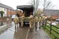 Residents offer help to soldiers 