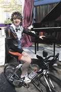 Olympianist wows Newbury crowds