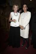 Dinner at Highclere makes history for hospital fund