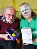 Couple's generous way of celebrating 40-year marriage 