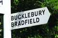 Bucklebury Council discuss plans for royal baby road sign