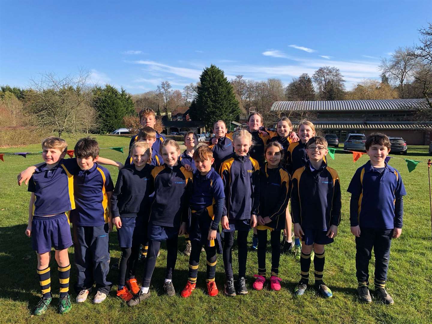Junior Cross Country Squads (U9 and U11 teams) at Thorngrove School Cross Country event