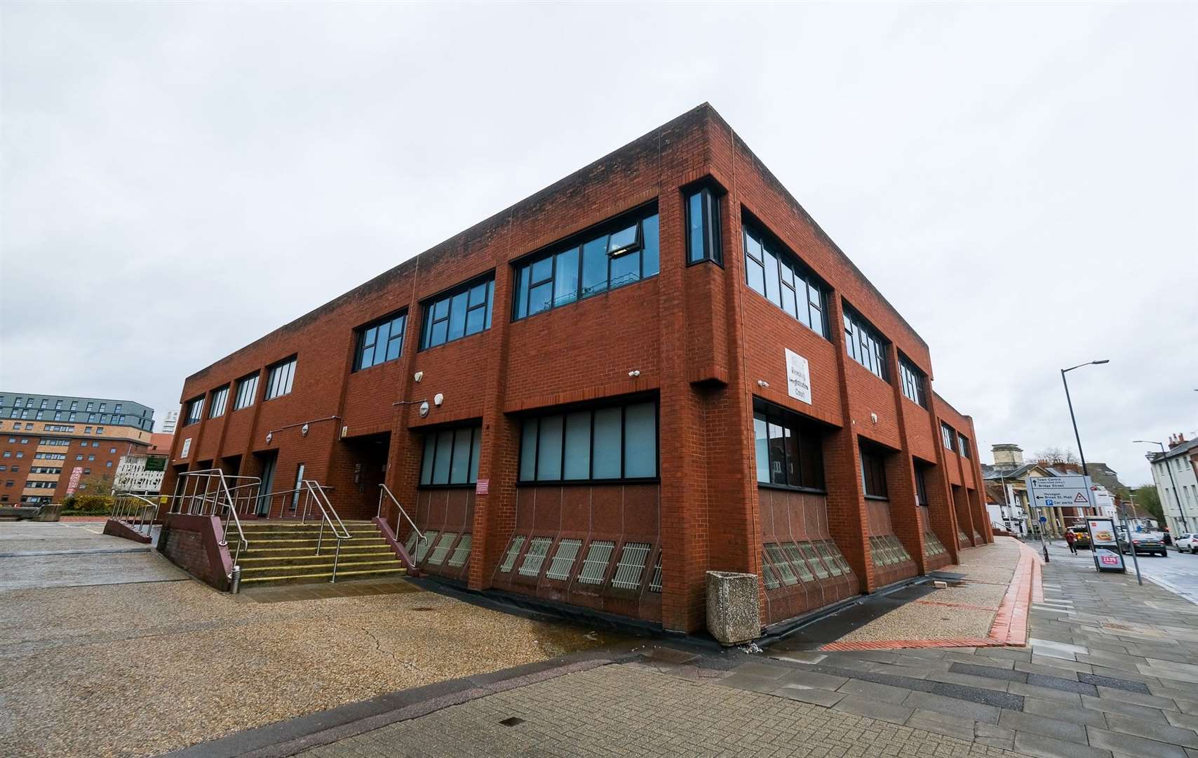Reading Magistrates Courts