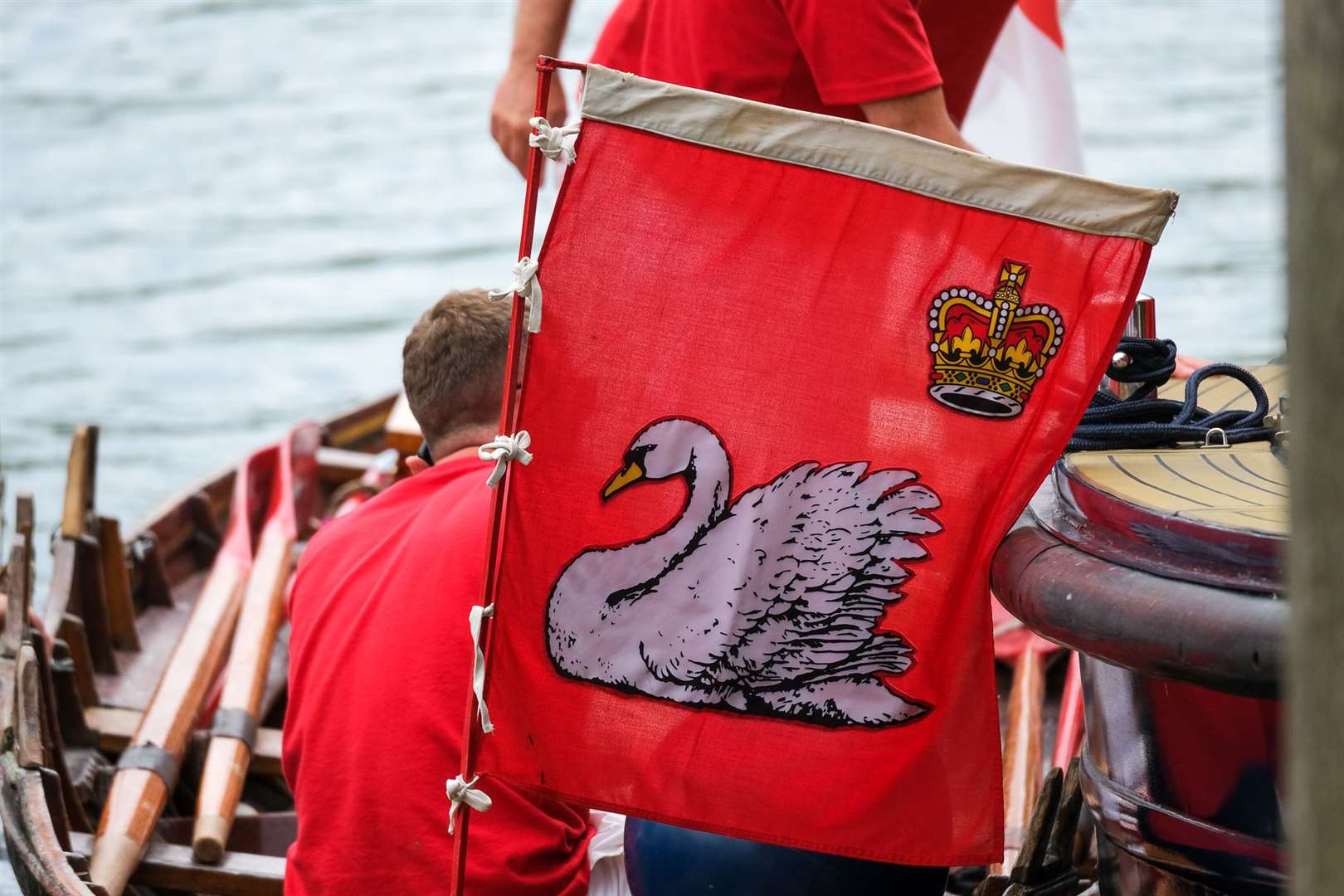 Swan Upping, The Crown pennant