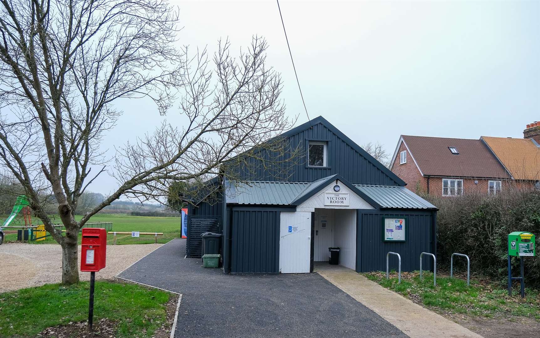 Bucklebury Victory Room. Ref: 03-1222.