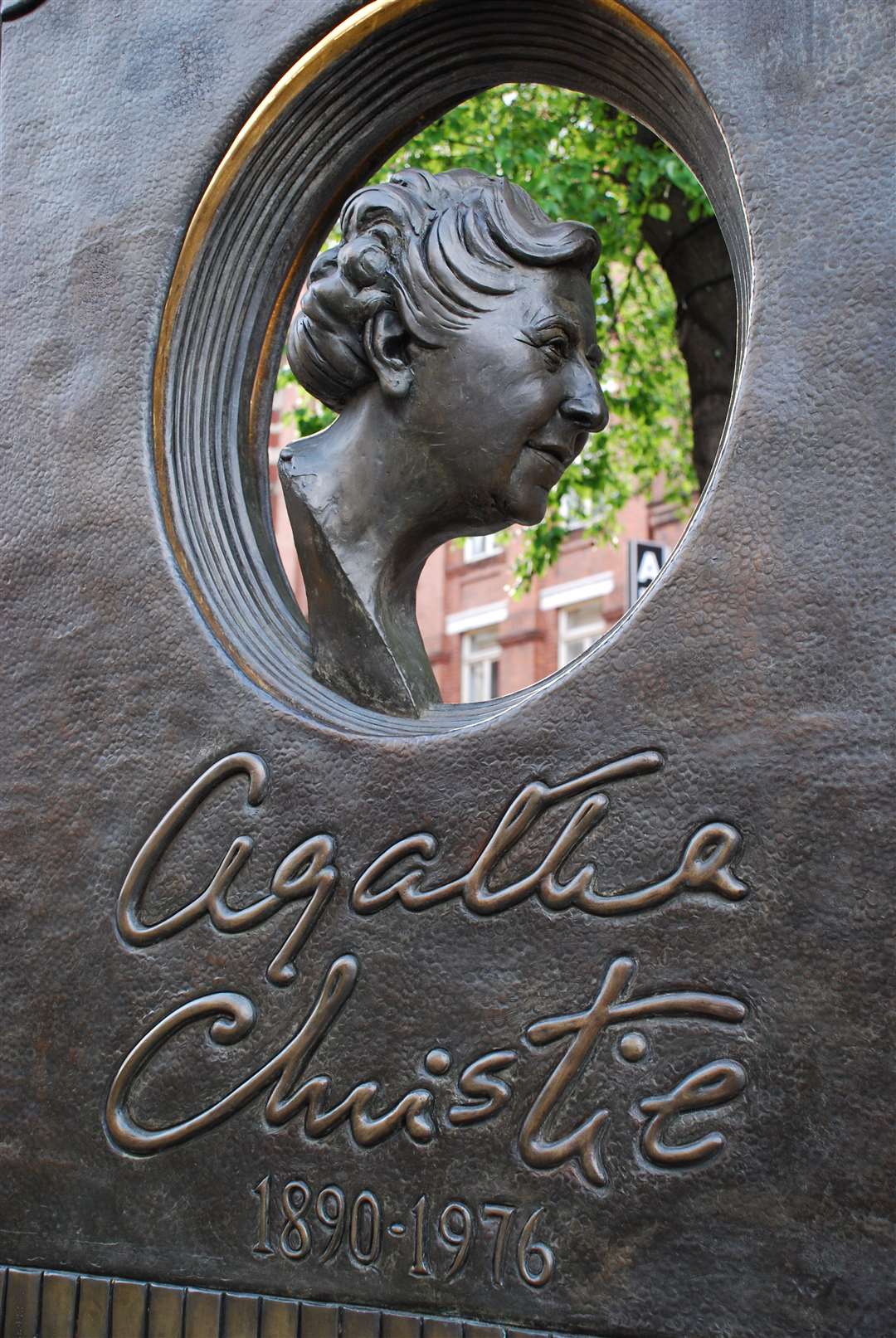 Agatha Christie