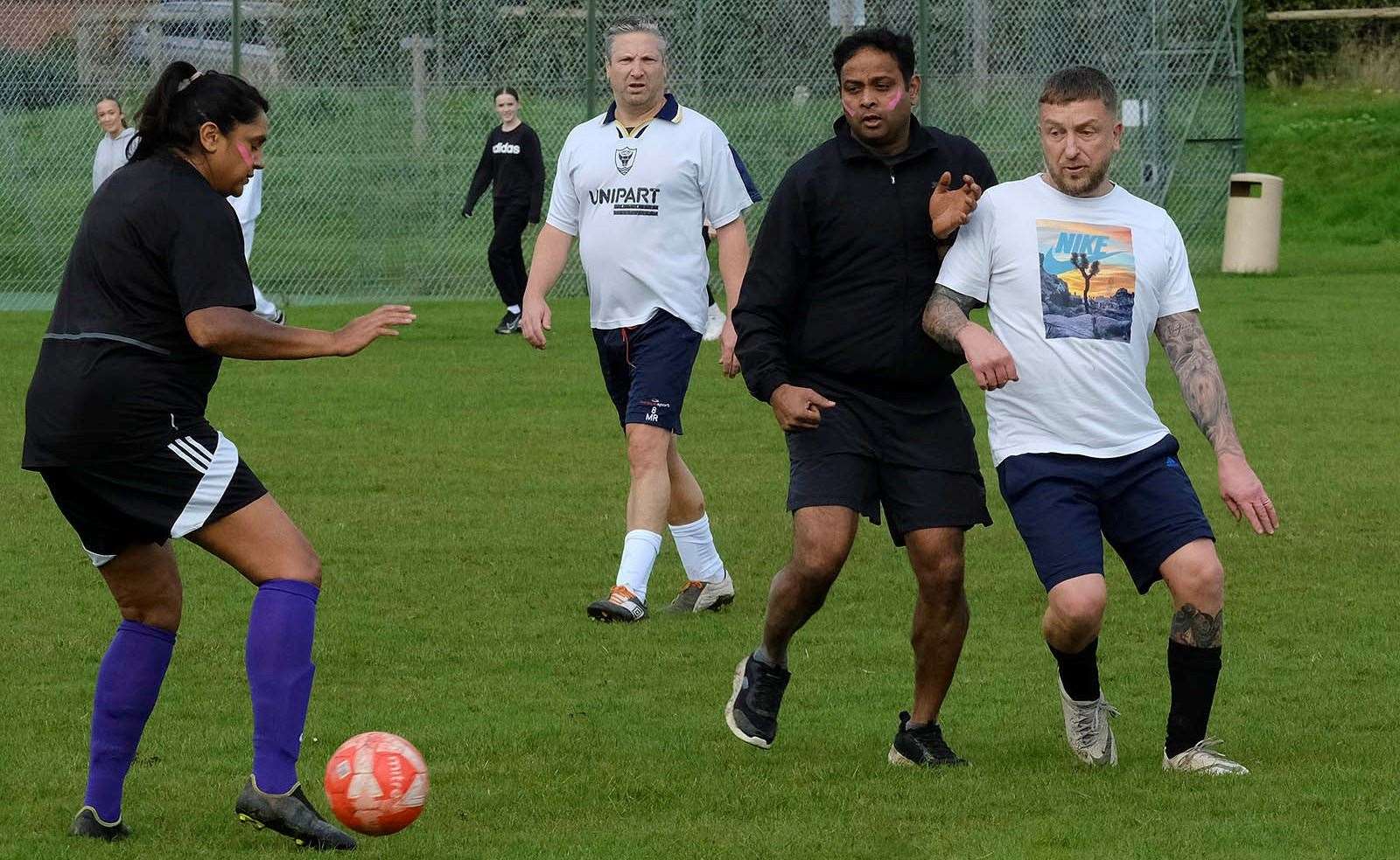 Parents play 11-a-side at Upper Woolhampton