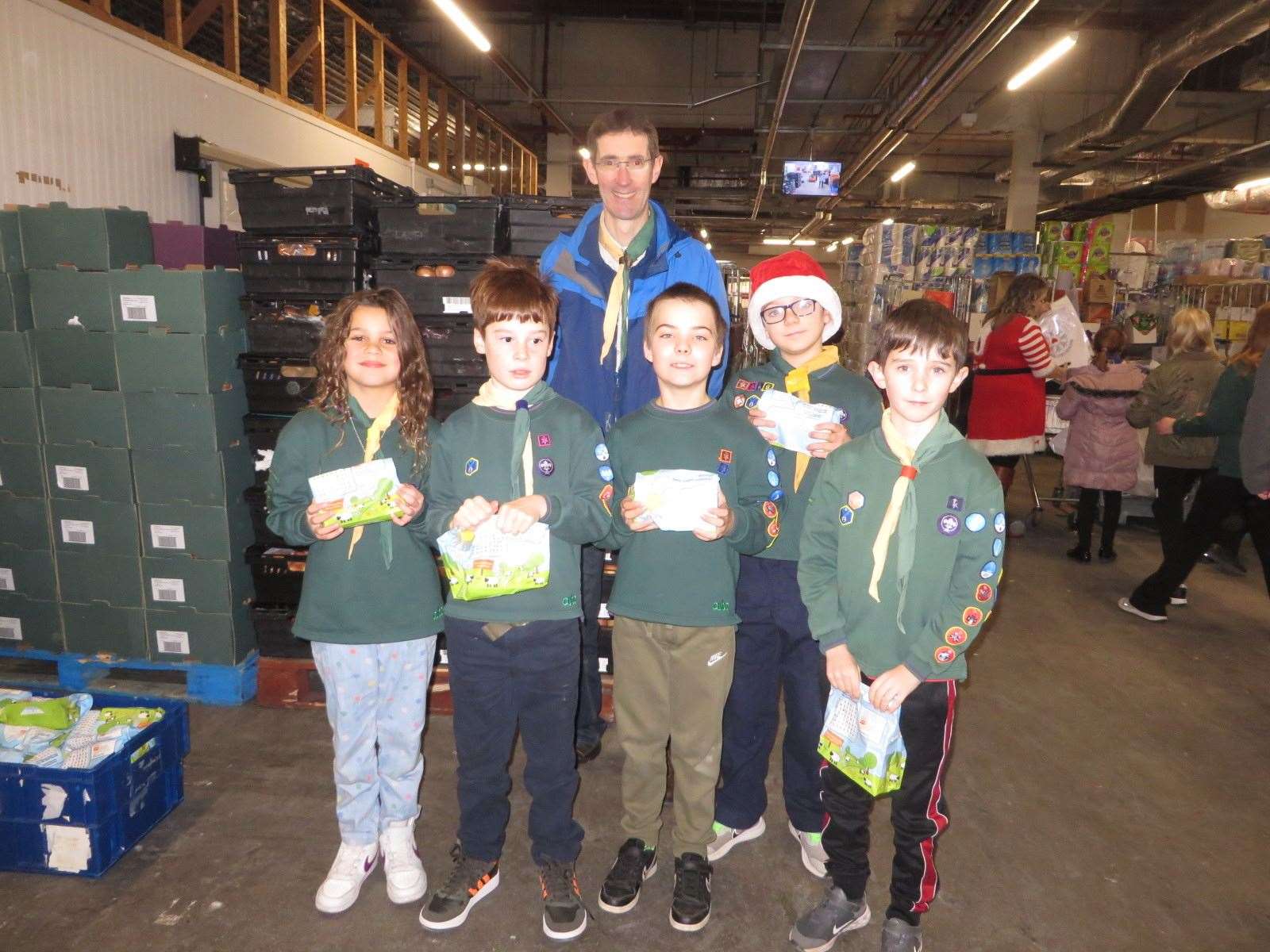Cub groups packing at Sainsbury's