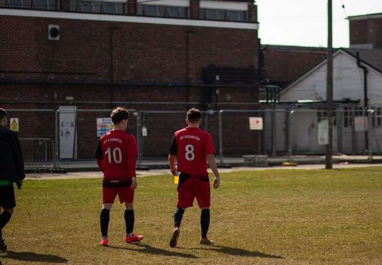 AFC Aldermaston face The Crickets AFC in Newbury Sunday League - Photo: Olly Mills (omills.photography)
