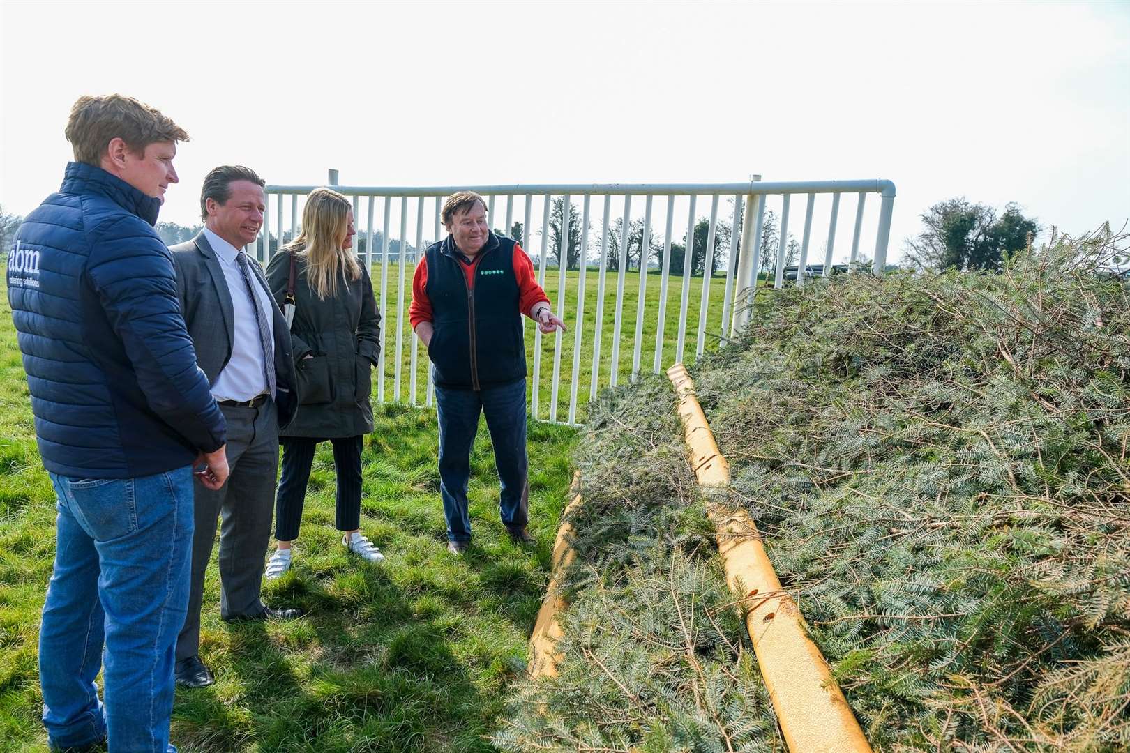 Sports Minister Nigel Huddleston visits Nicky Hendersons Yard in Lambourn Ed Walker Trainer, Sports Minister Nigel Huddleston, Laura Farris and Nicky Henderson (55921339)