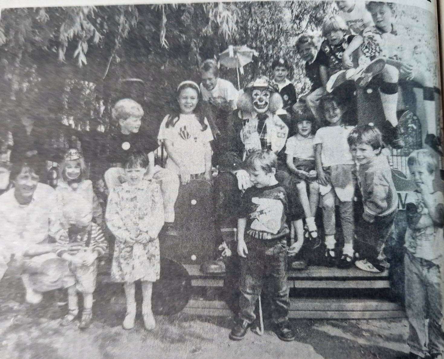 Old mems Kooky Clown
