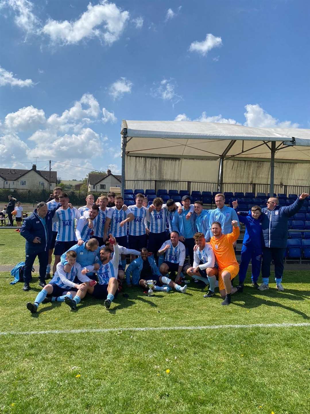 Paggies Bar celebrate last season's success