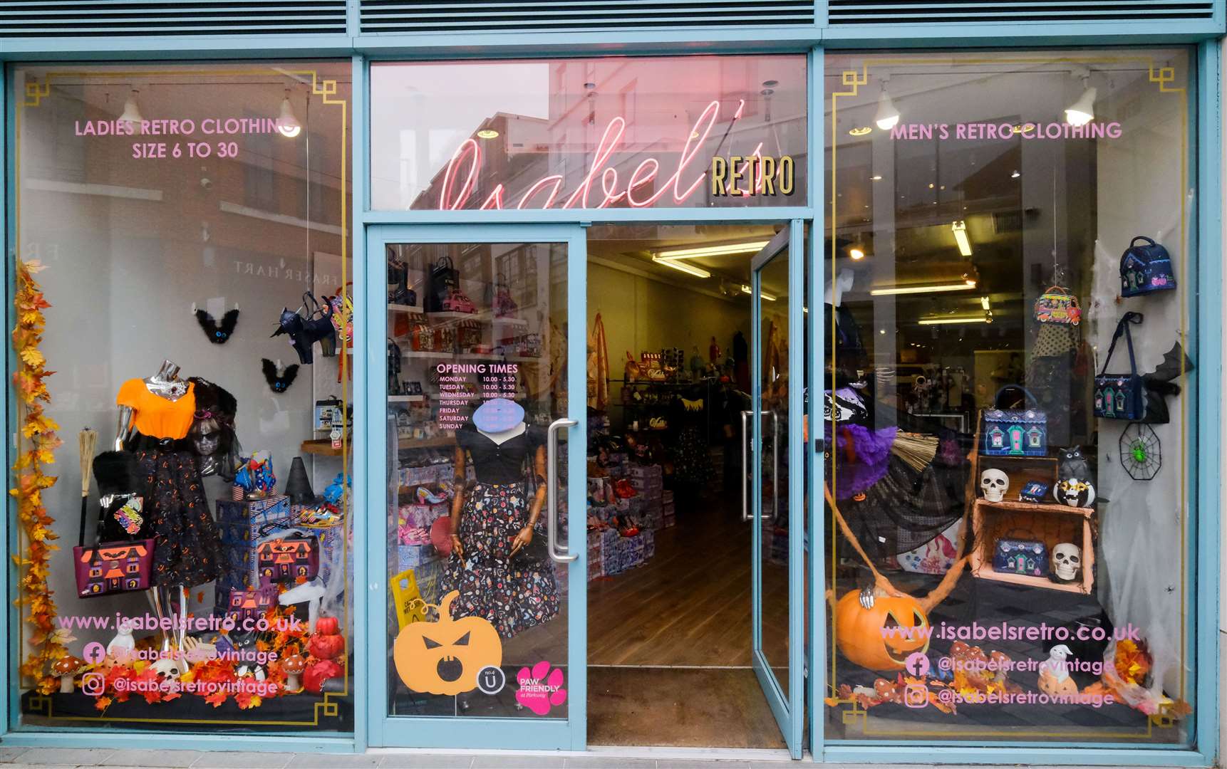Isabel's Retro, Parkway Shopping Centre