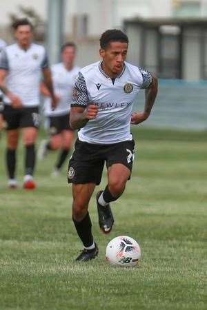 Fernandes drives forward against Chippenham