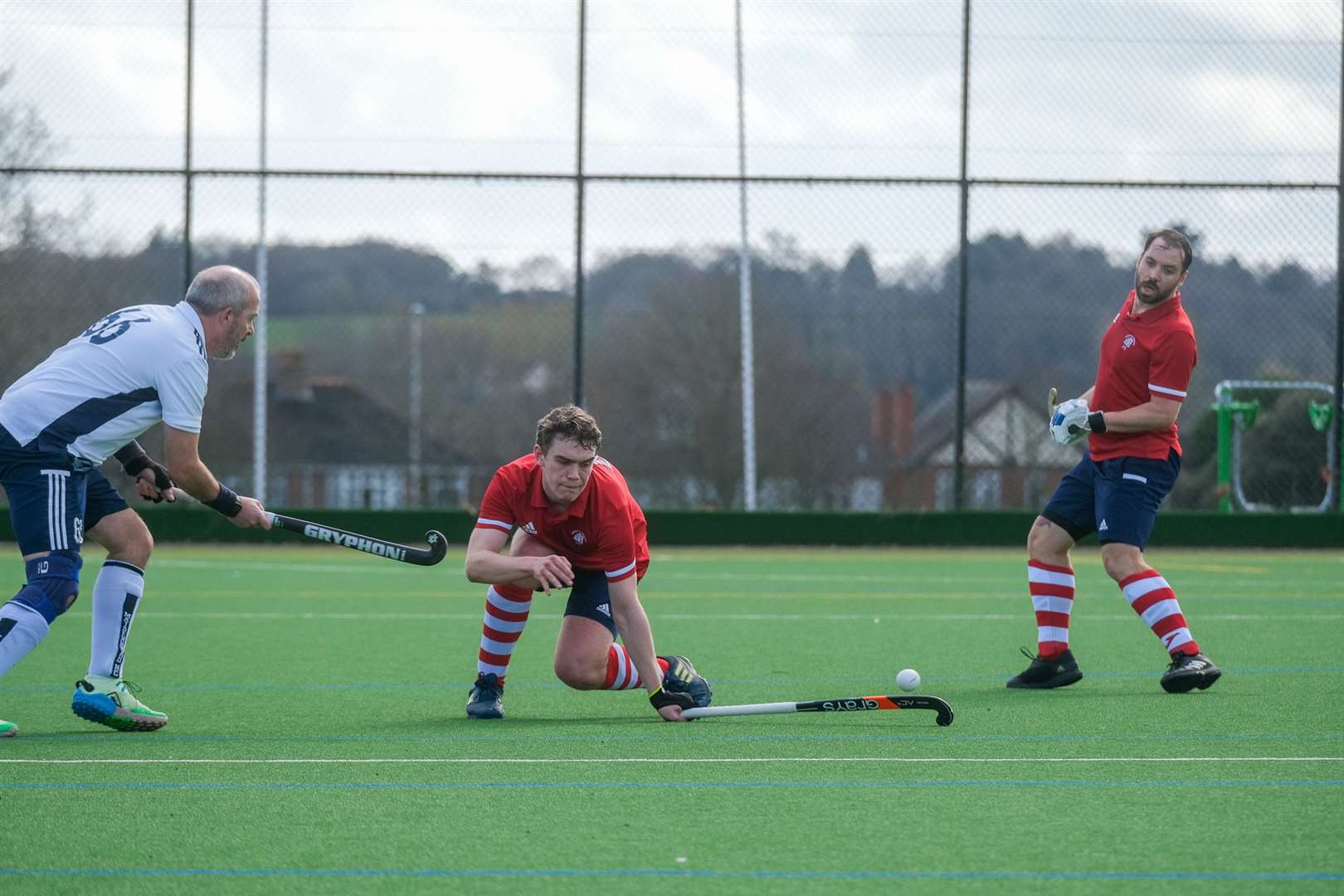 Action from the men's fourth team's 2-1 win over Maidenhead 3rd. Pictures by Phil Cannings