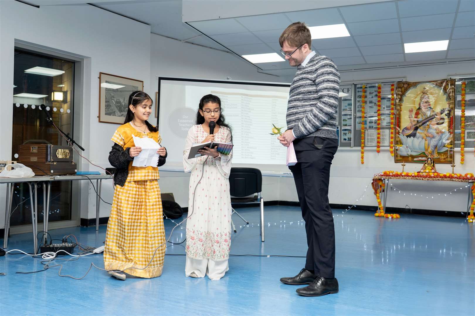 Teachers thanked and celebrated at Hindu cultural event in Newbury at St Bartholomew’s School on February 28