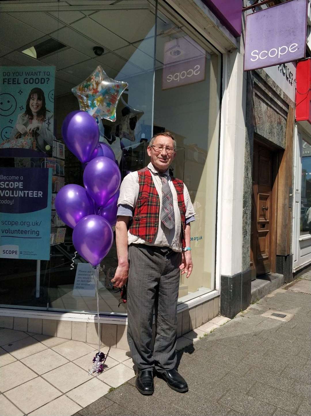 Volunteer Peter Moss (47762417)