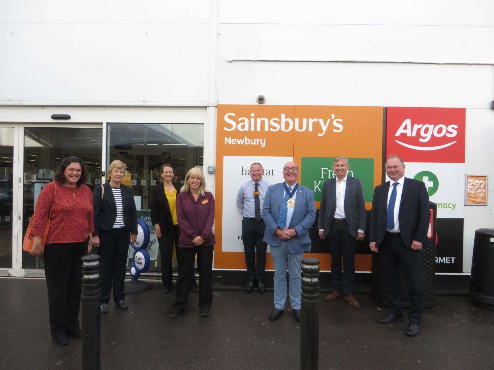 NWN Over 80s' Parcel Fund co-ordinator Jo Fulker, Jill Owen and Louise James from Greenham Trust, Sainsbury’s PR ambassador Carol Irwin, Sainsbury’s store manager Andy Meechan, Newbury mayor Billy Drummond, Greenham Common chief executive Chris Boulton and Newbury Weekly News editor Andy Murrill