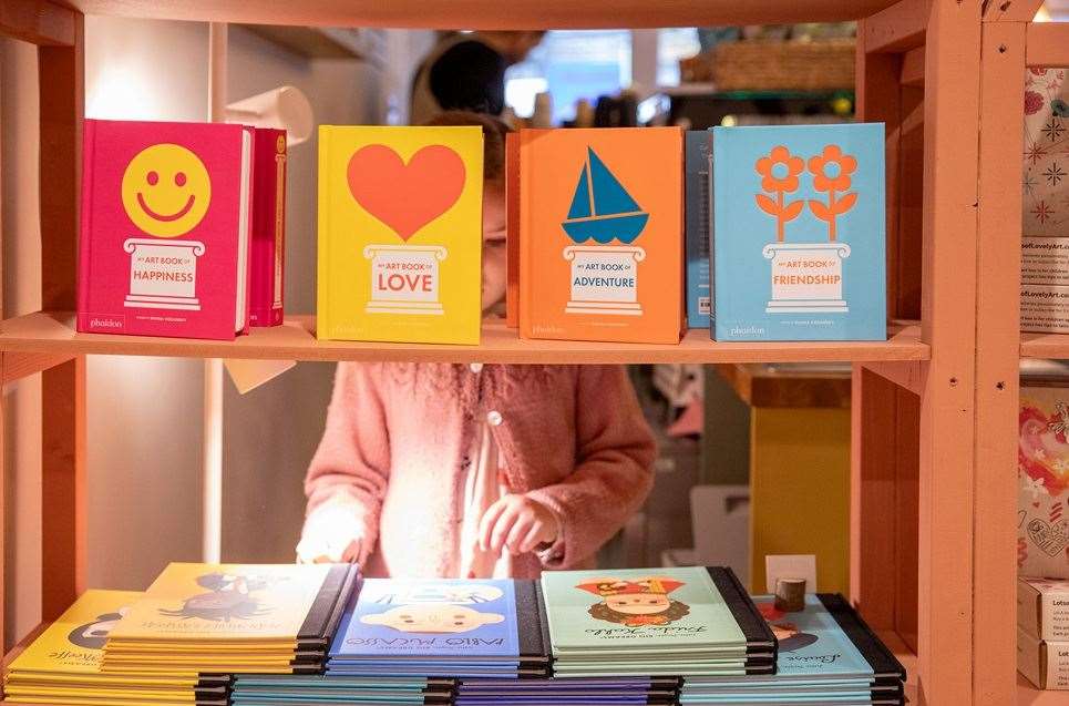 LoLA Creative Space and Café