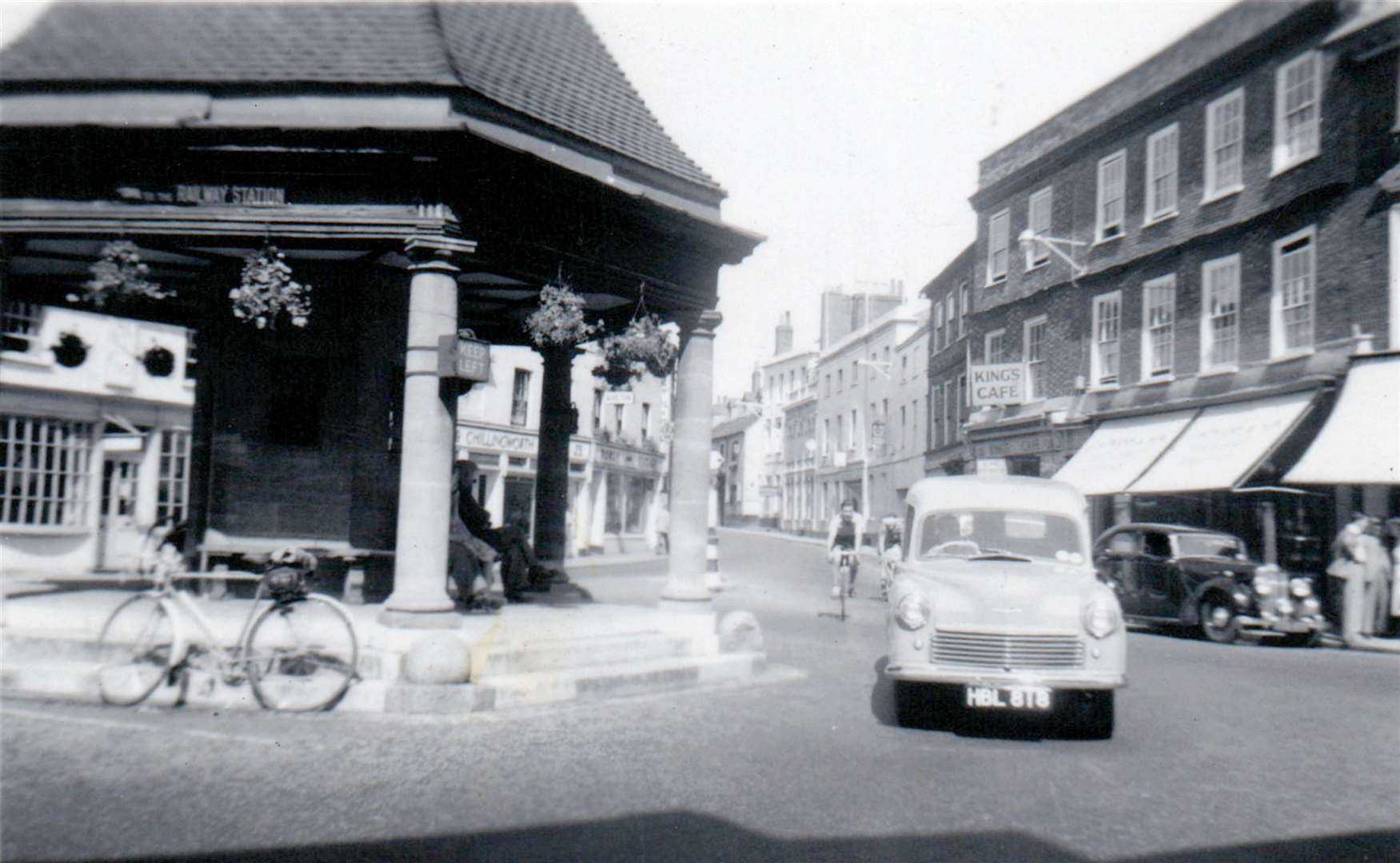 A view of the Clock House, Newbury in June 1952. ‘The hangout of most of the base,’ writes George.