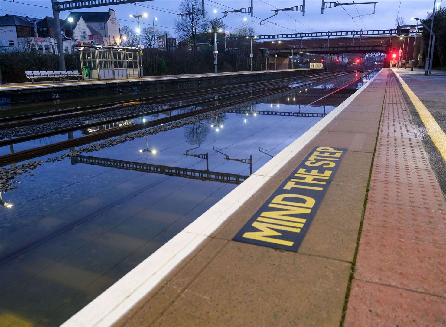 Newbury Railway Station flooded