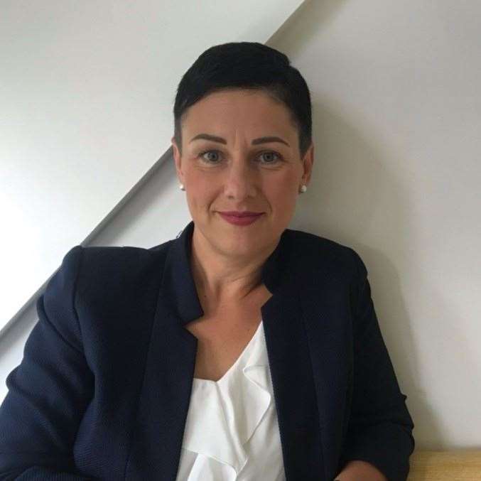 Beata Holeckova