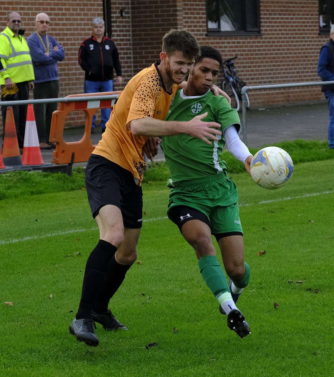 Newbury Town vs Holmer Green Development
