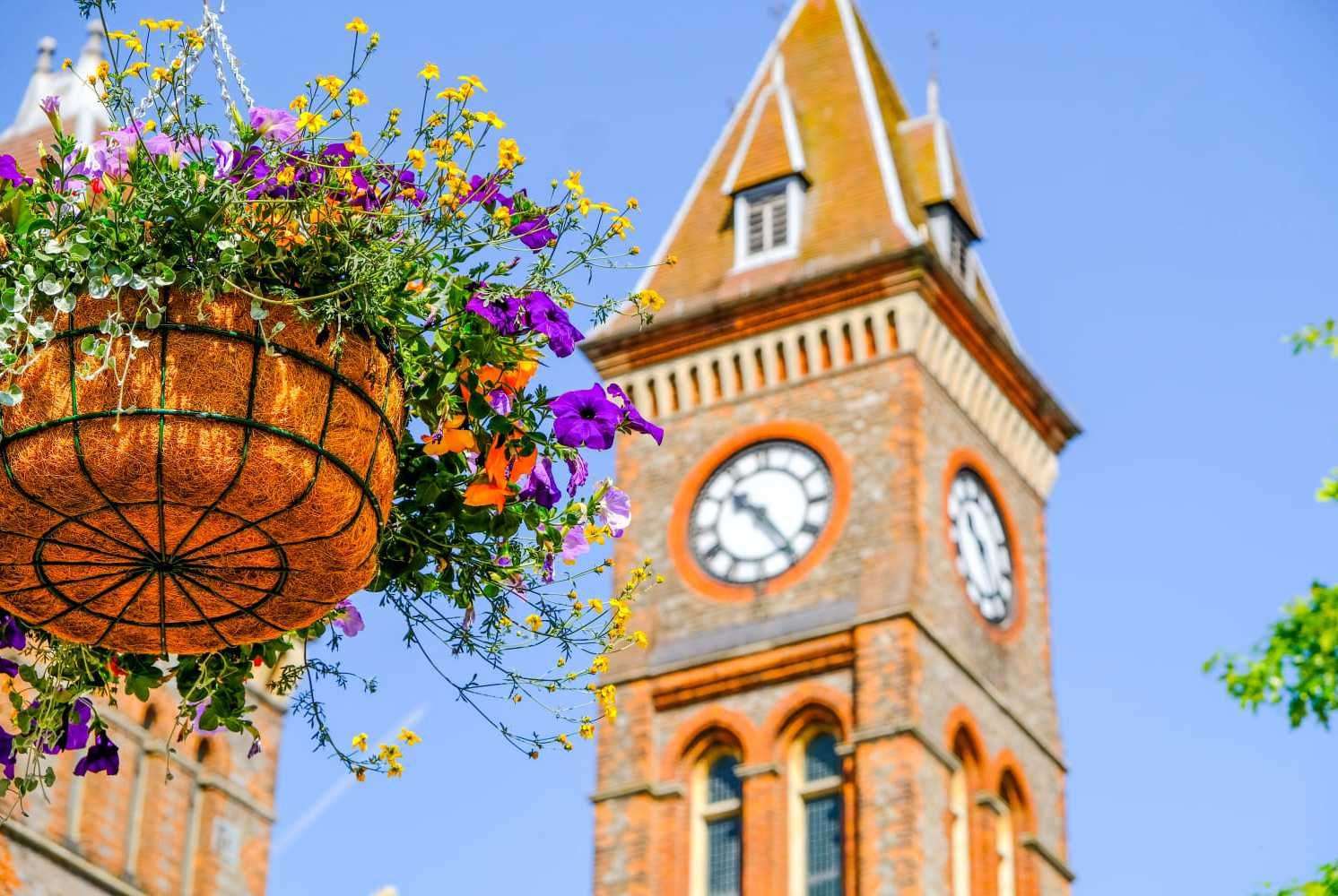 Do you want to see the town centre filled with flowers this summer?