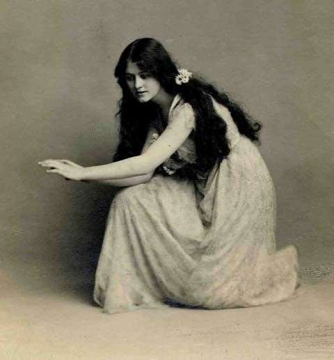 A dancer from the original Boxford Masques, before the First World War