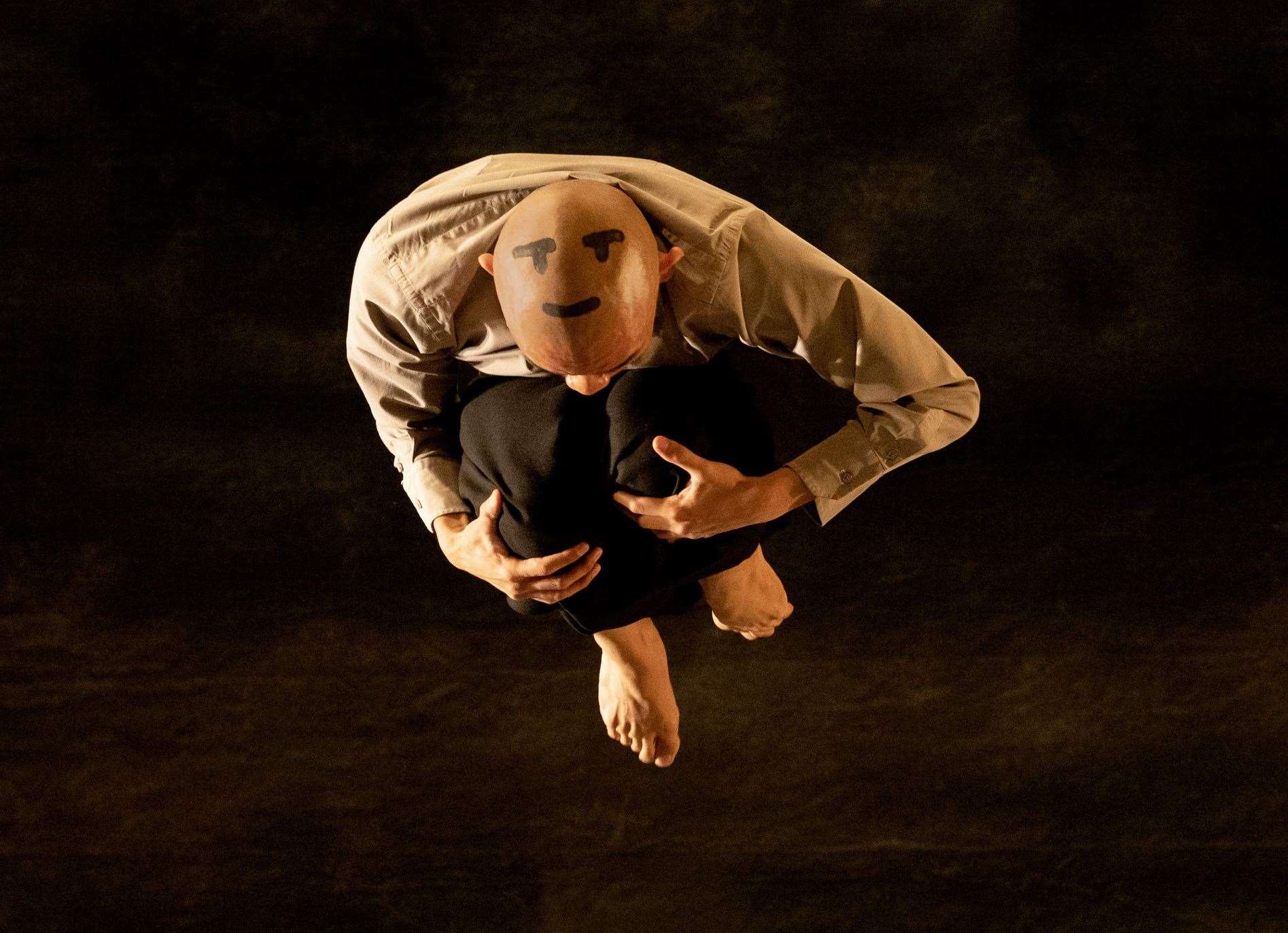 Chotto Desh, Akram Khan
