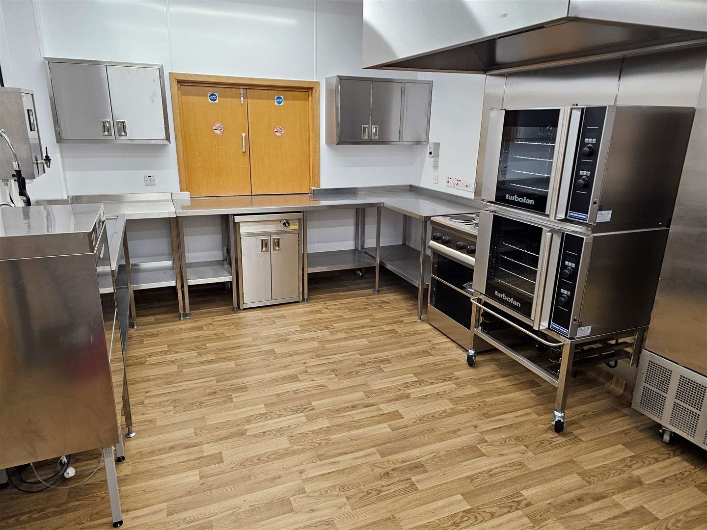 A brand new kitchen has been unveiled at the Ambrose Allen Centre in Tadley