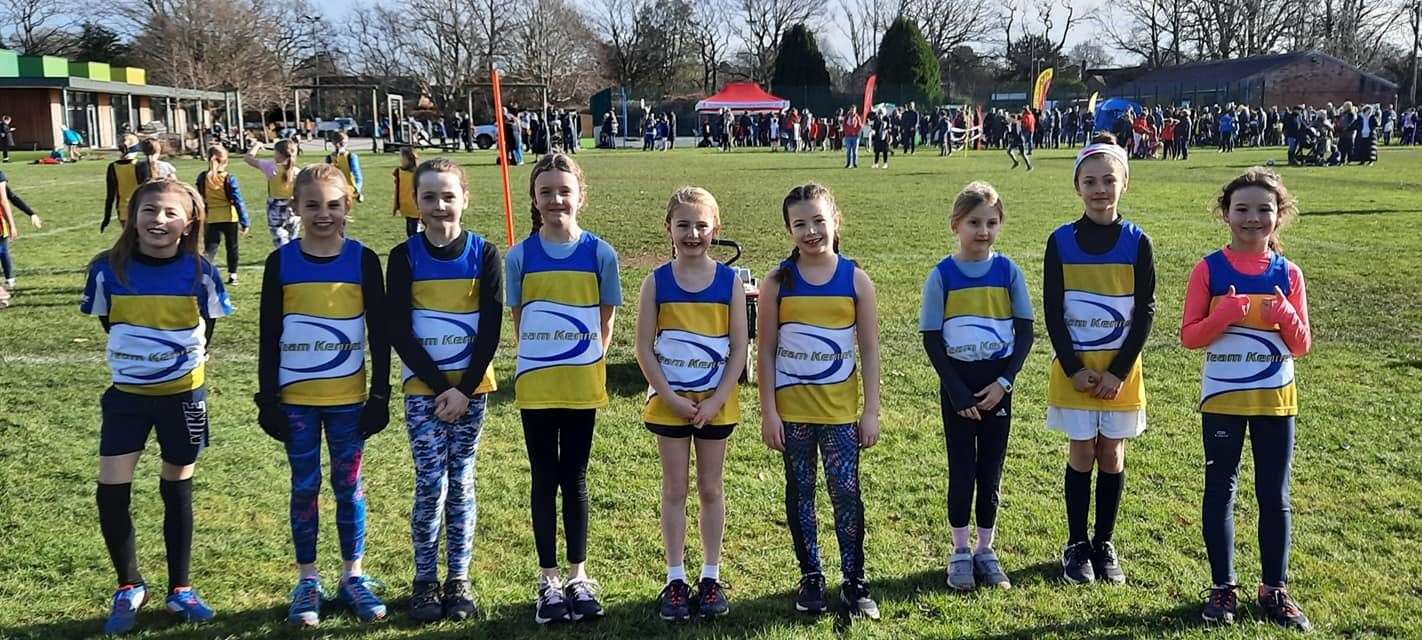 The under-nine girls, winners