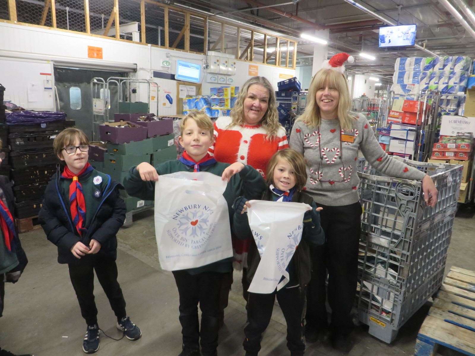 Cub groups packing at Sainsbury's