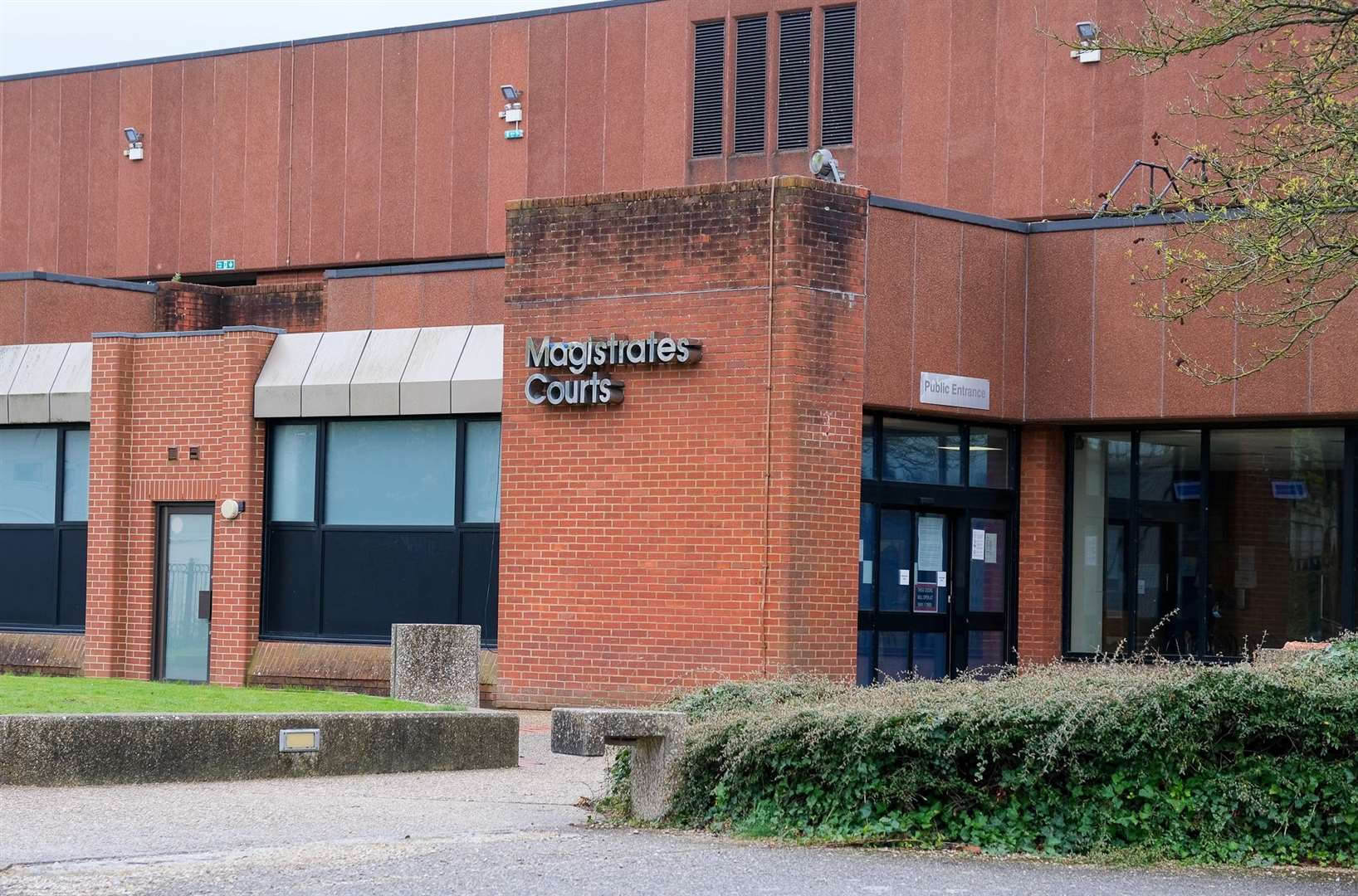 Reading Magistrates Courts
