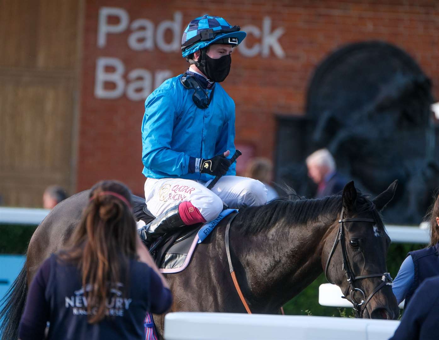 Newbury Racecourse - Maurice Adams Memorial Handicap.Sunset Bay - Oisin Murphy.Ref: 25-1121... (48494565)