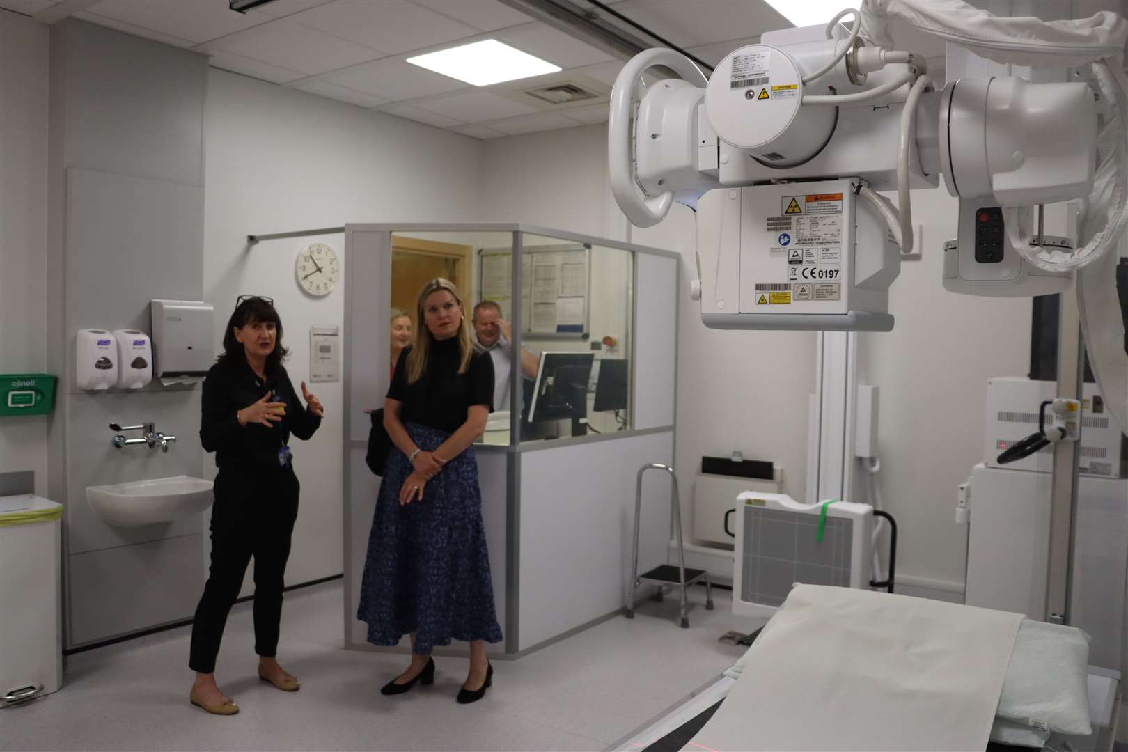 Newbury MP Laura Farris visits West Berkshire Community Hospital