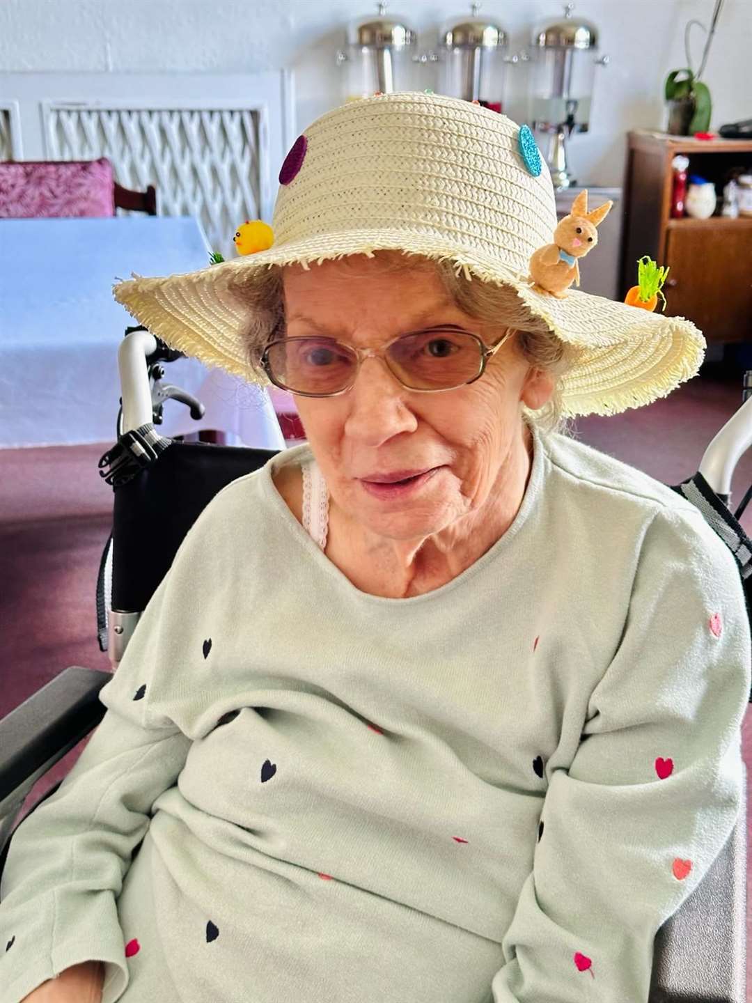 Residents and staff at Enbridge House Care Home in Woolton Hill donned flamboyant hats to raise money for Brain Tumour Research