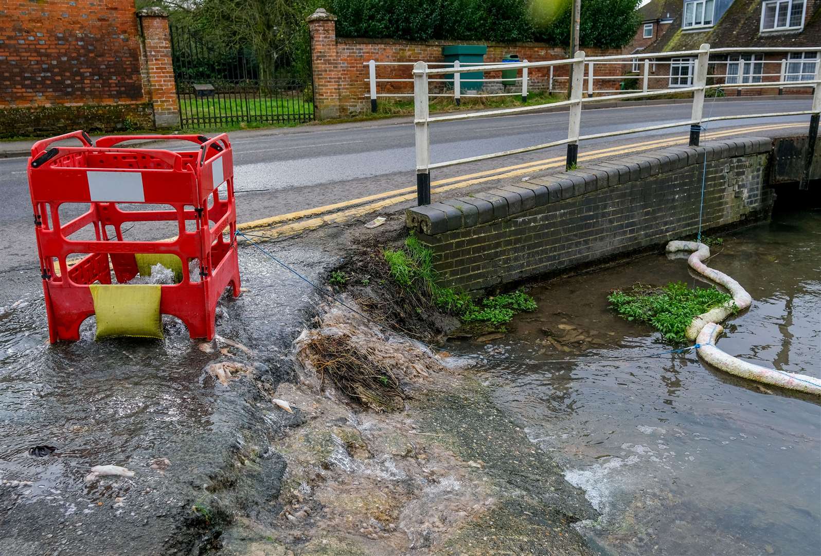 Raw sewage going into the River Lambourn in Watage Road, Lambourn